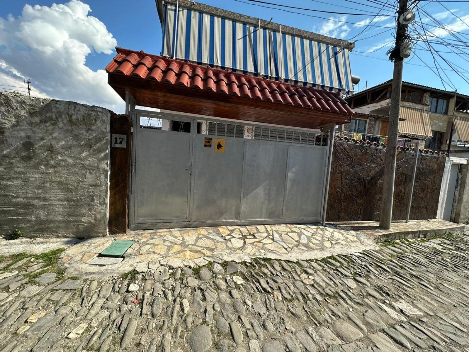 Guesthouse Albi 培拉特 外观 照片